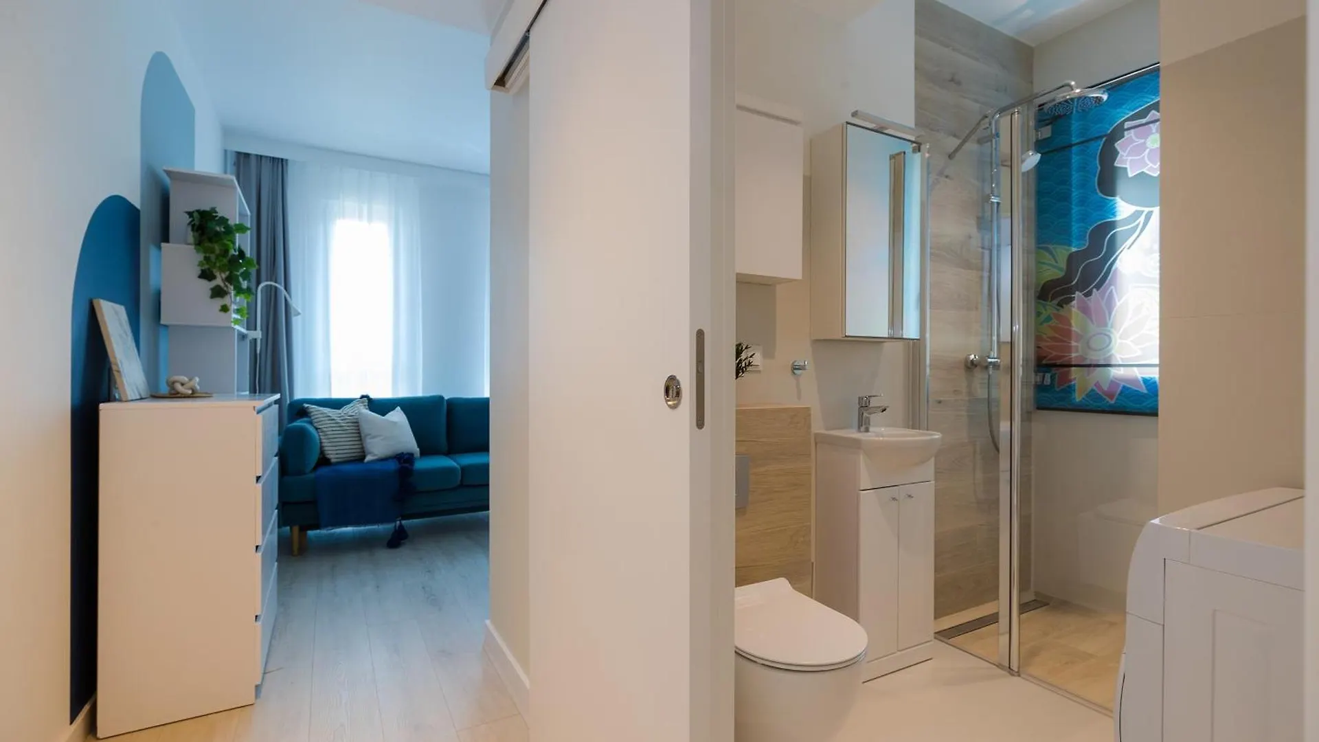 Superapart Naukowa 55 Warszawa